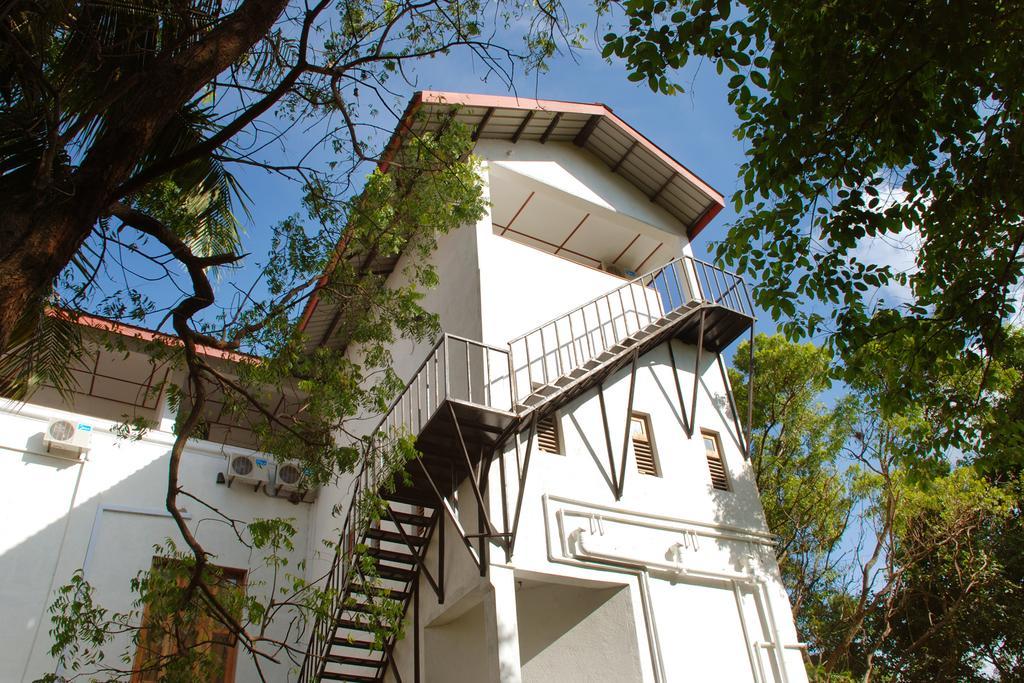 The Triangle Hotel Anuradhapura Eksteriør billede