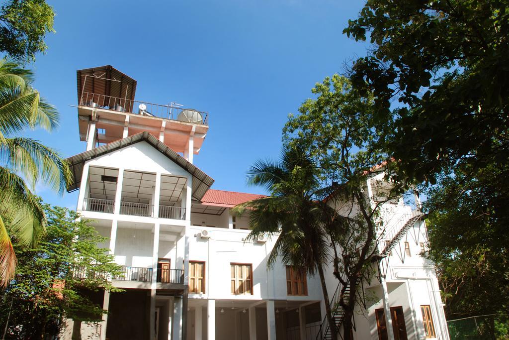 The Triangle Hotel Anuradhapura Eksteriør billede